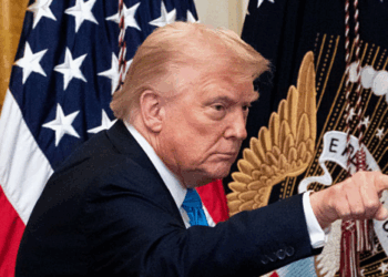 Trump Signals Support for Primary Challenges After Indiana GOP Rejects Redistricting Bill