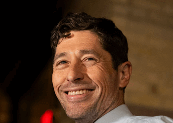 Video Resurfaces of Minneapolis Mayor Jacob Frey Performing Somali Dance in 'I Love Somalia' T-Shirt