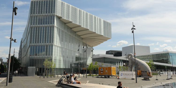 A Library without Disorder