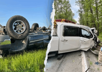 ICE honors officers who helped crash victims after year marked by violence, threats