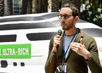 Potential Pelosi successor calls for impeachment over Venezuela 'lawless coup'