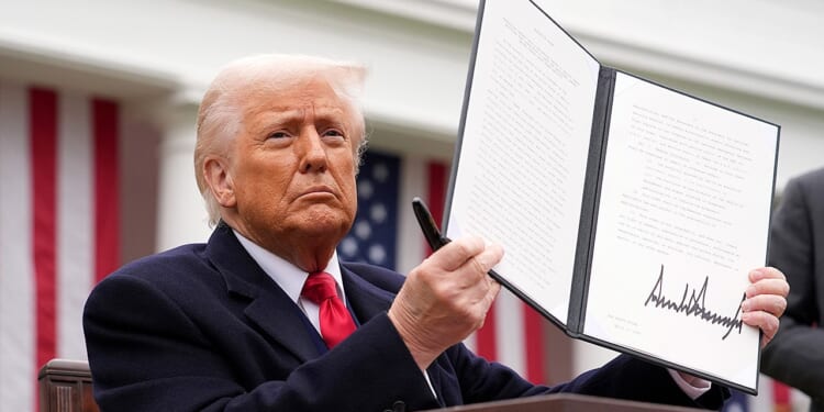 Trump withdraws US from UN Global Forum on Migration and Refugees