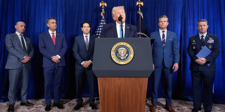 Trump confirms US-Colombia talks at White House