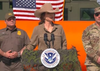 Noem says woman tried to kill ICE officers in Minneapolis before fatal shooting