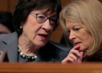 5 Republicans defy Trump, join Democrats to advance Venezuela war powers resolution