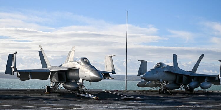 U.S. military strikes Venezuela, captures dictator Nicolás Maduro