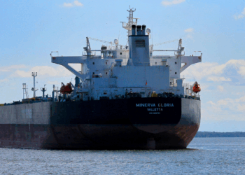 Trump administration moves to seize vessels tied to Venezuela oil trade