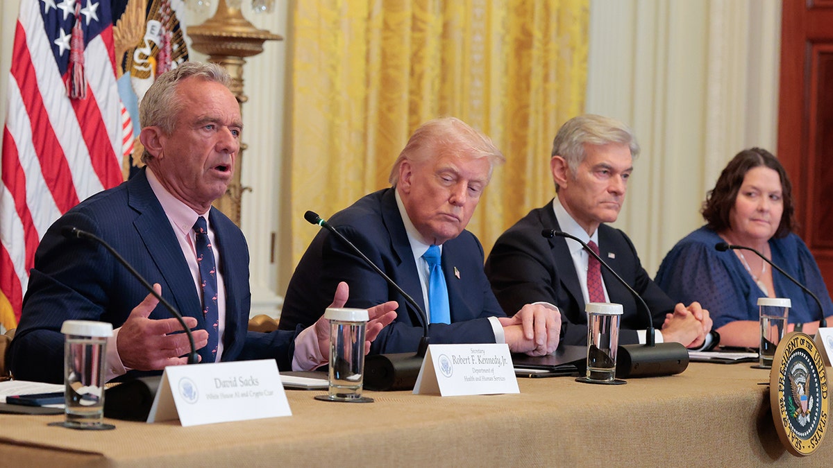 RFK Jr, Trump and Dr. Oz during White House health tech event