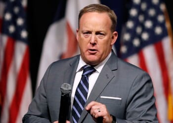 New pro-Trump group led by Sean Spicer targets key voter bloc for 2026 midterms