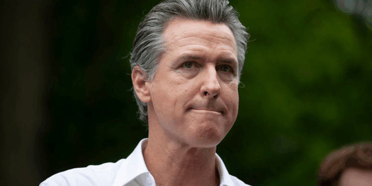 California loses wealthy residents to red states amid ongoing tax fight