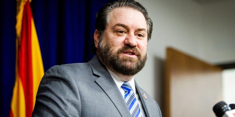 Former Arizona Attorney General Mark Brnovich dies at 59