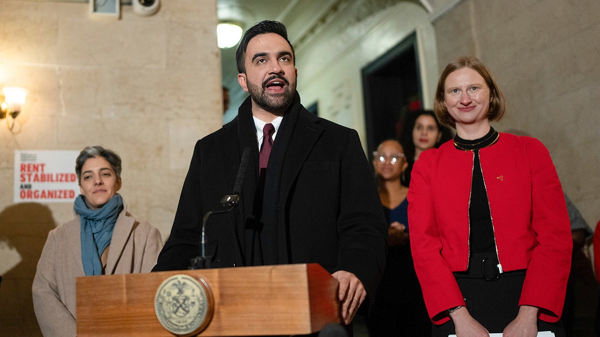 Zohran Mamdani speaks at dais
