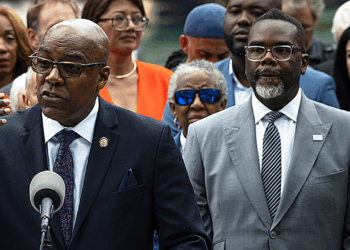 Trump officials mock Chicago Mayor Brandon Johnson's immigration lawsuit