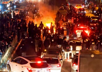 Republican lawmakers burn Khamenei photos in viral social media trend