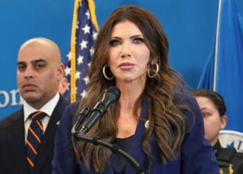 DHS pushes back after Democrats slam the admin's handling of immigration