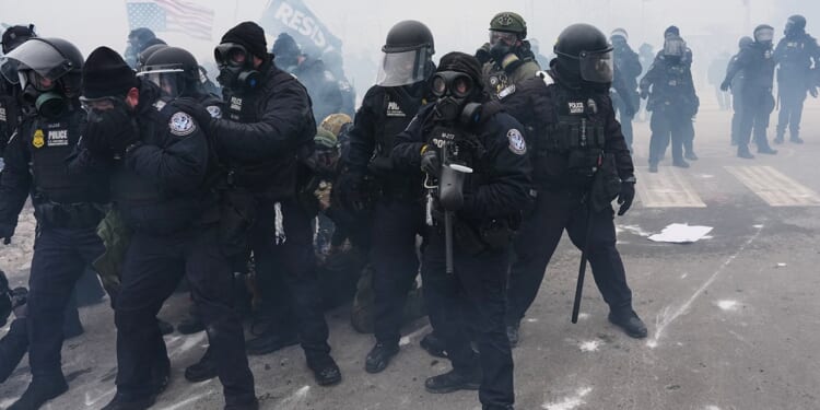 What Trump's use of the Insurrection Act would look like in Minnesota