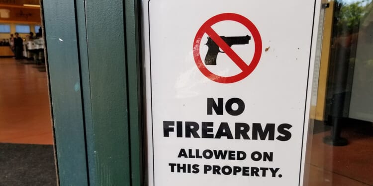 Supreme Court hears Hawaii gun law requiring property owner consent