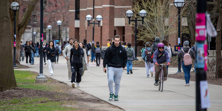 College Students Are Self-Censoring to Fit In