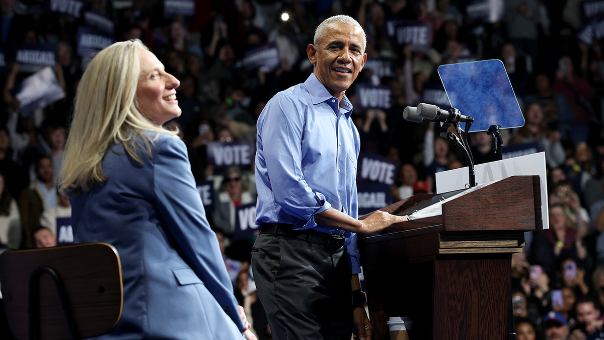 Barack Obama and Abigail Spanberger at a Jay Jones rally.
