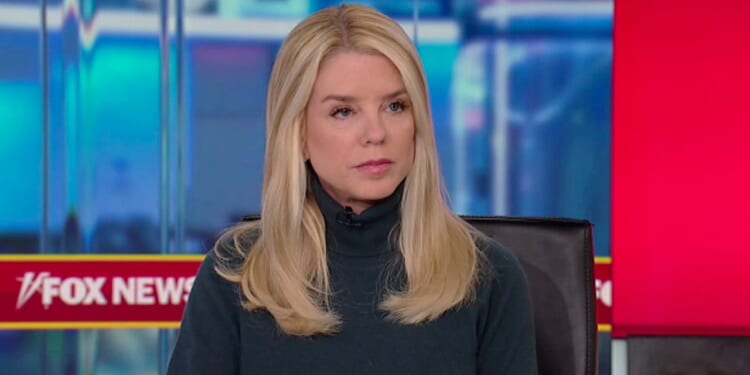 Bondi blames Minnesota leaders after Border Patrol shooting, unrest