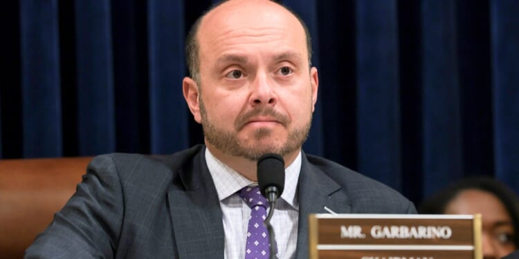 Rep. Garbarino renews call for DHS oversight hearing after Minneapolis shooting