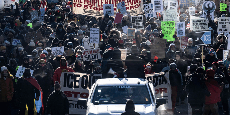 DHS releases threatening voicemail sent to Minnesota ICE agent amid tensions