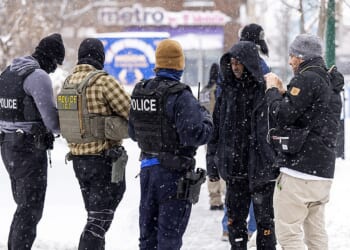 Federal appeals court backs Trump administration, lifts limits on ICE tactics in Minnesota