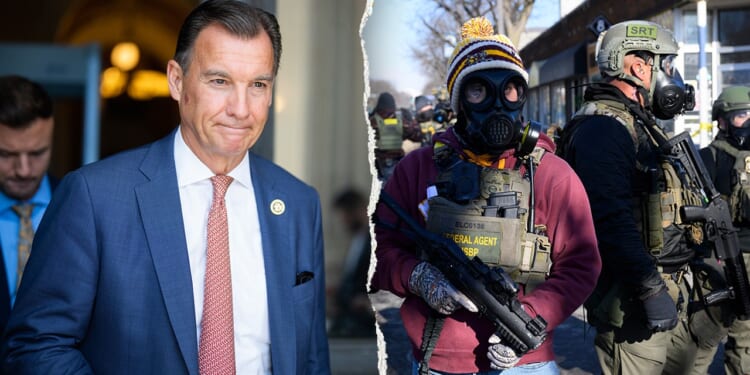 Democrat Rep Tom Suozzi apologizes for DHS vote after ICE-involved shooting
