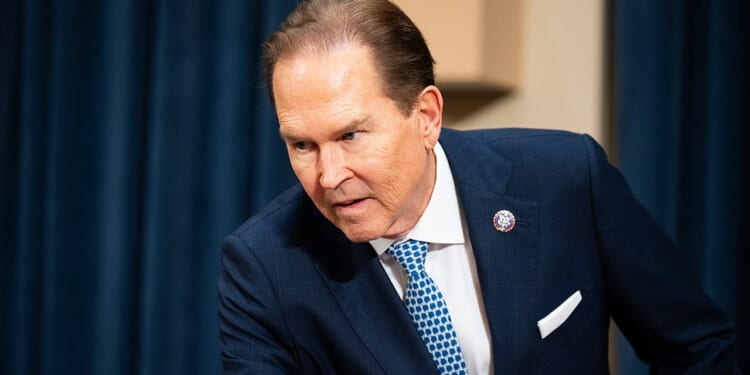 House Republican Vern Buchanan announces retirement from Congress