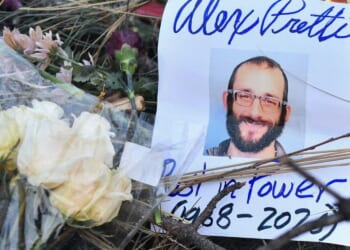 Alex Pretti broke a rib in a previous altercation with feds a week before he died: CNN