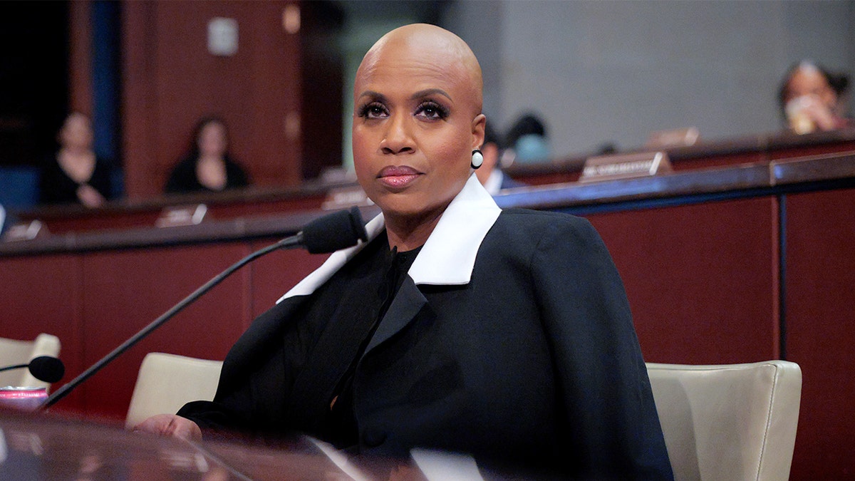 Rep. Ayanna Pressley