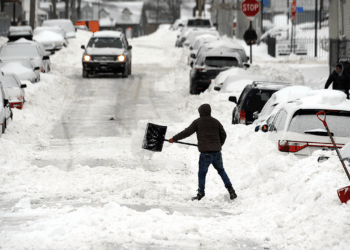 Snowstorm could've sparked grid catastrophe if Biden-era customs continued: Energy Dept.
