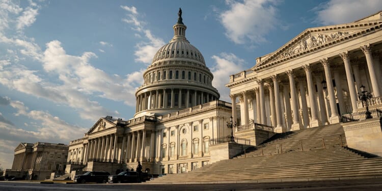 Fox News poll shows Democrats lead generic ballot 52-46 for midterms