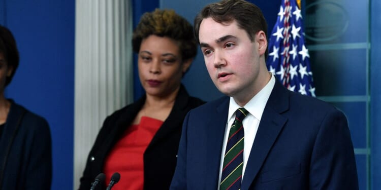 Biden staffer Andrew Bates, Trump staffer Tim Murtaugh spar over child death