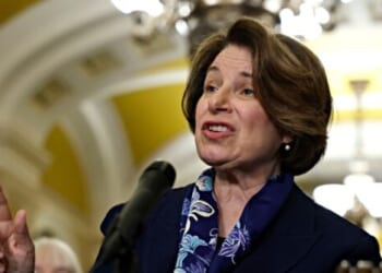 Amy Klobuchar Confirms Run to Replace Walz as Governor of Minnesota