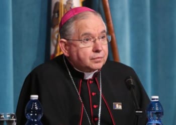 Archbishop Gómez shows openness to immigration bill to create legal protections