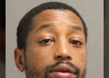 Chicago Criminal Freed After Smashing Man's Jaw in His 57th Arrest