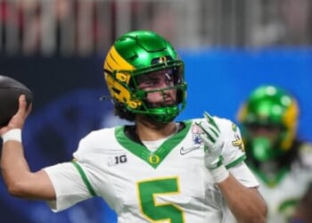 Dante Moore Will Return to Oregon in 2026, Shaking Up NFL Draft Boards