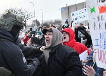 Diners Harass ICE Agents at MN Restaurant