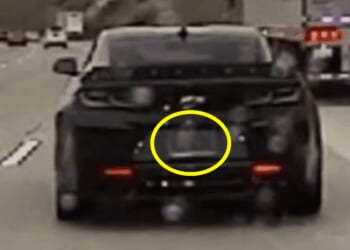 Driver doing over 100 miles per hour manages to 'black out,' 'turn off' license plate while evading cops, police say