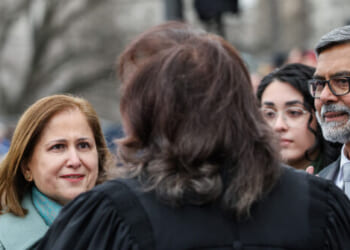 Ghazala Hashmi Takes Oath on Quran to Be Sworn In as Virginia Lt. Gov.
