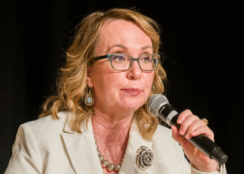 Giffords Org Admits 2nd Amendment Are Rights 'Fundamental' While Dogpiling on ICE's Alex Pretti Shooting