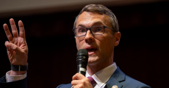 ICE Detainers Take Local Resources 'Because ICE Hasn't Gotten Around to Getting a Judicial Warrant'