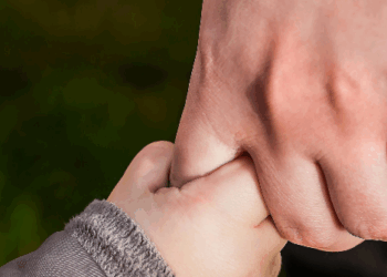 Lying WaPo Debunks Its Own ‘ICE Detains... 5-Year-Old’ Headline in Paragraph Five