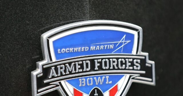 Parachutist Falls to Ground Before Armed Forces Bowl