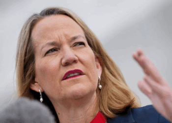 Police Association Blasts AZ AG Kris Mayes' 'Reckless' Comments About Shooting ICE Agents