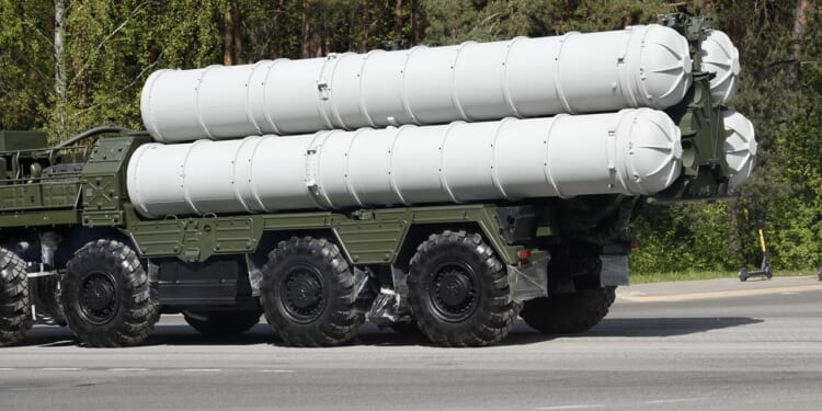 Russian Oreshnik missiles on a truck.