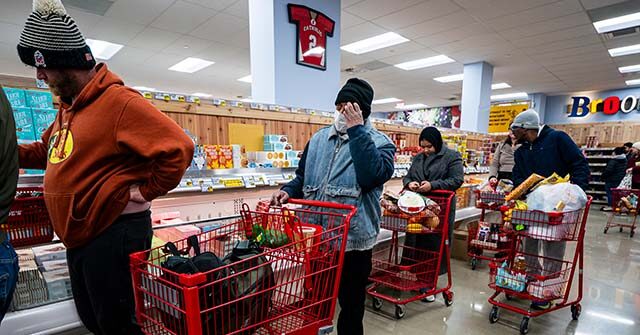 Snow, Ice, and Fear Rolling In with 'Potentially Historic' Winter Storm