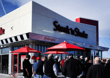 Steak 'n Shake Pledges $1,000 Trump Account Match for Employees’ Newborns