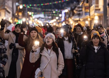 Sundance VIPs take 10-minute protest break in between screenings